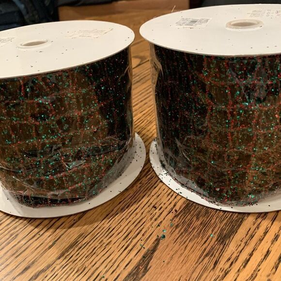 Christmas Two Spools of Glitter Box red/green ribbon - Picture 1 of 5